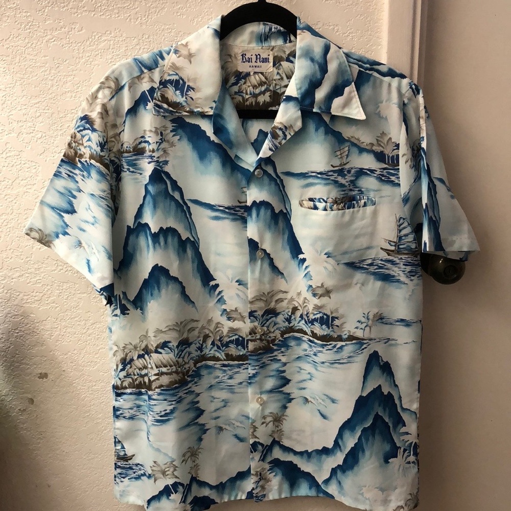 Rai Nani Polyester Button Down Aloha Shirt With Pocket